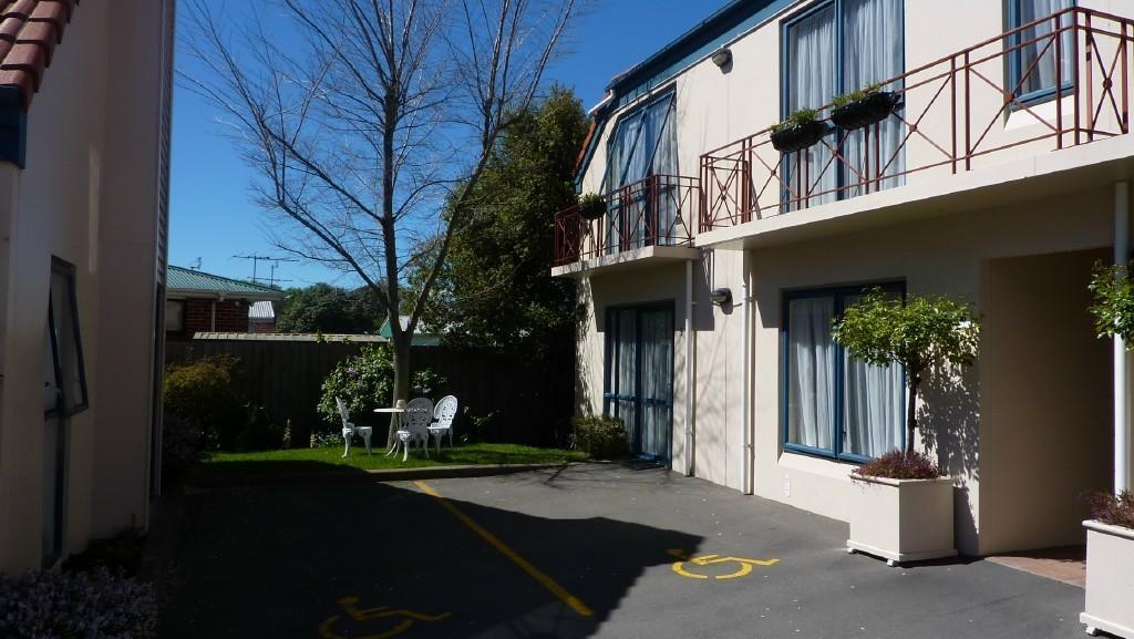 Bush Inn Court Motel Christchurch Exterior photo